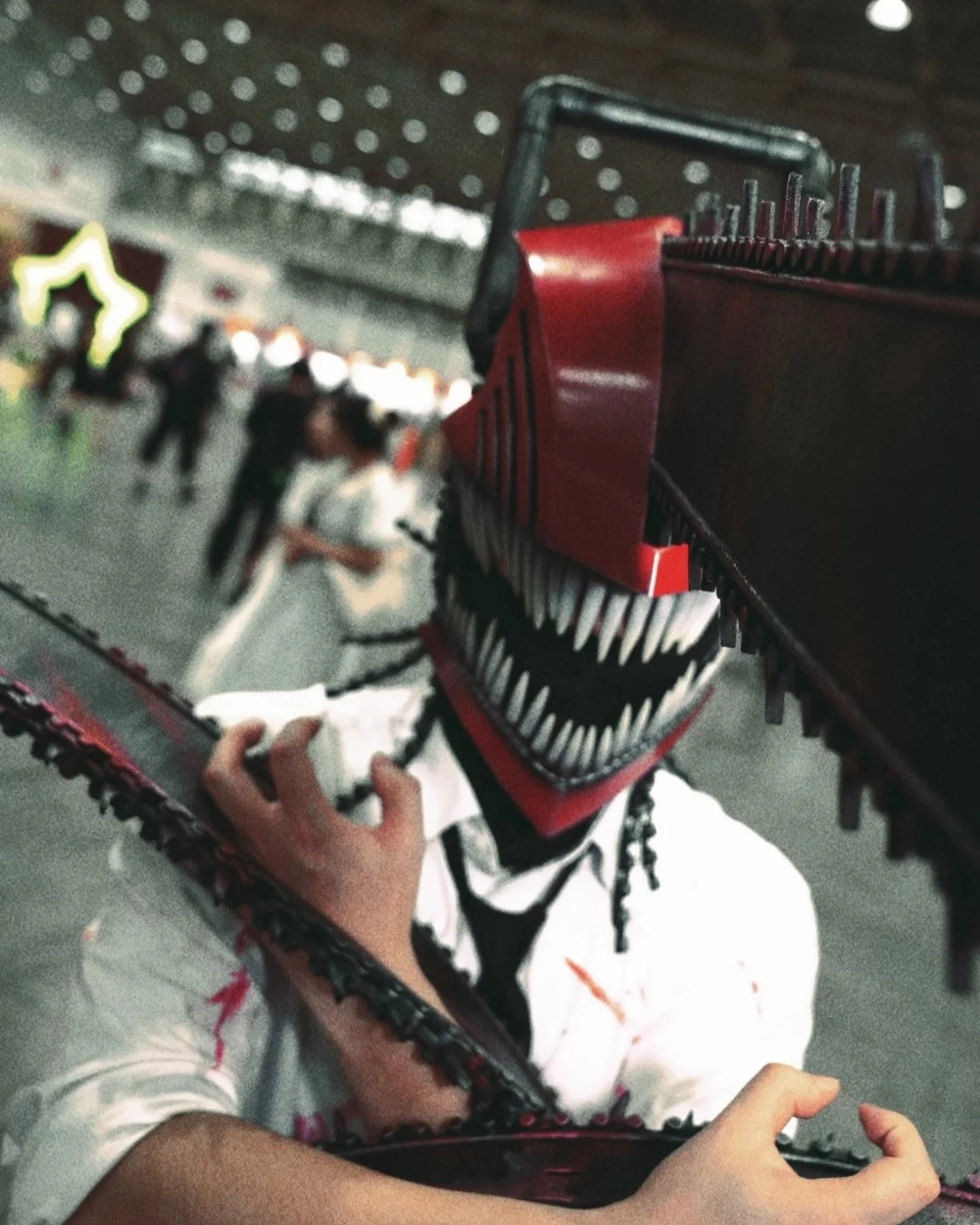 ảnh chainsaw man cosplay chất
