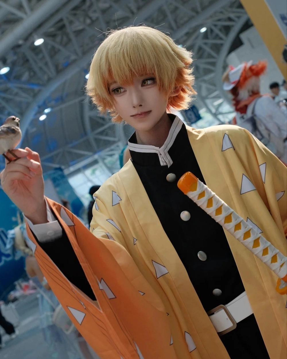 ảnh zenitsu cosplay đẹp nhất