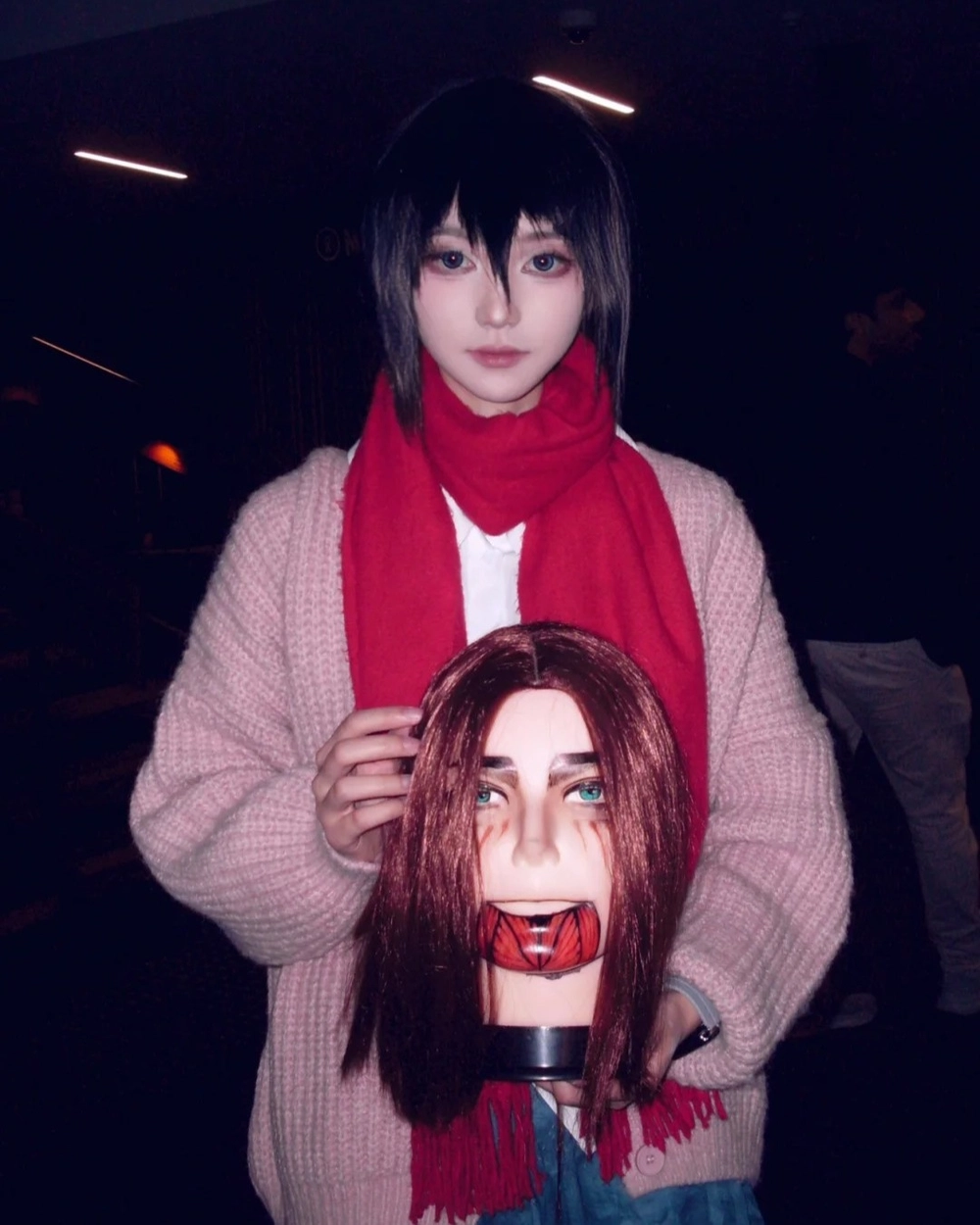 cosplay attack on titan cực chất