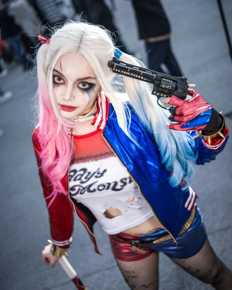 harley quinn cosplay cực kỳ ấn tượng