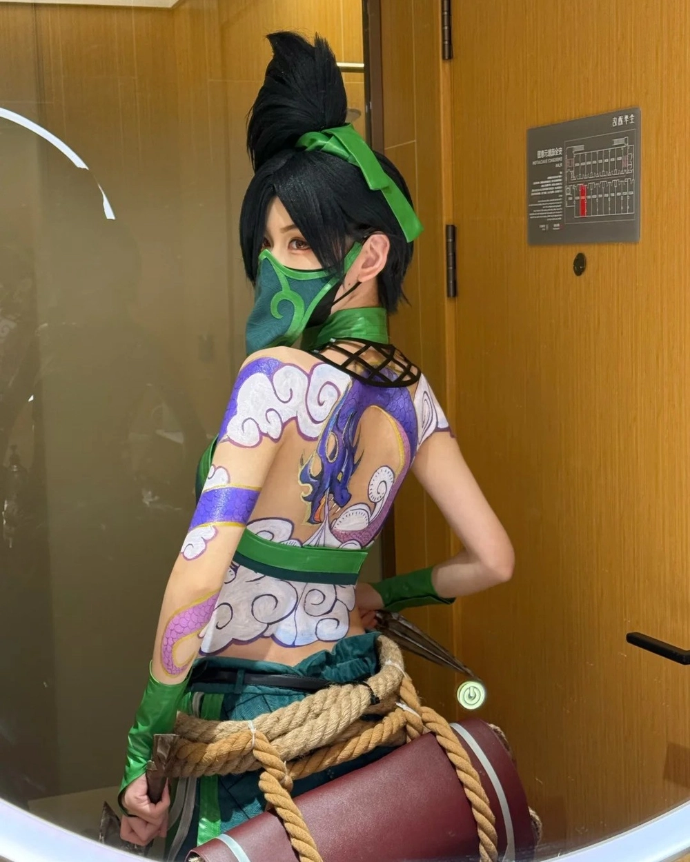 league of legends cosplay cực kì chân thực