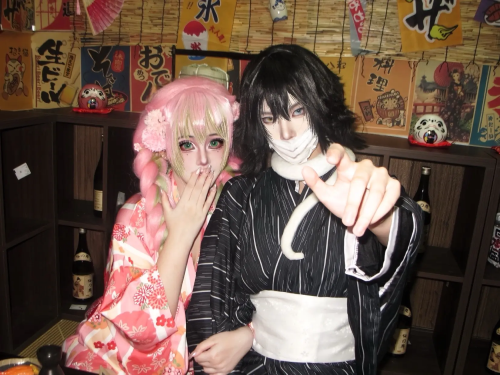 obanai cosplay ngoài trời