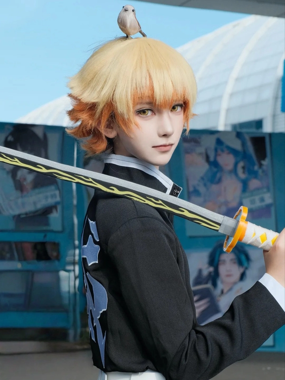 zenitsu cosplay nghệ thuật