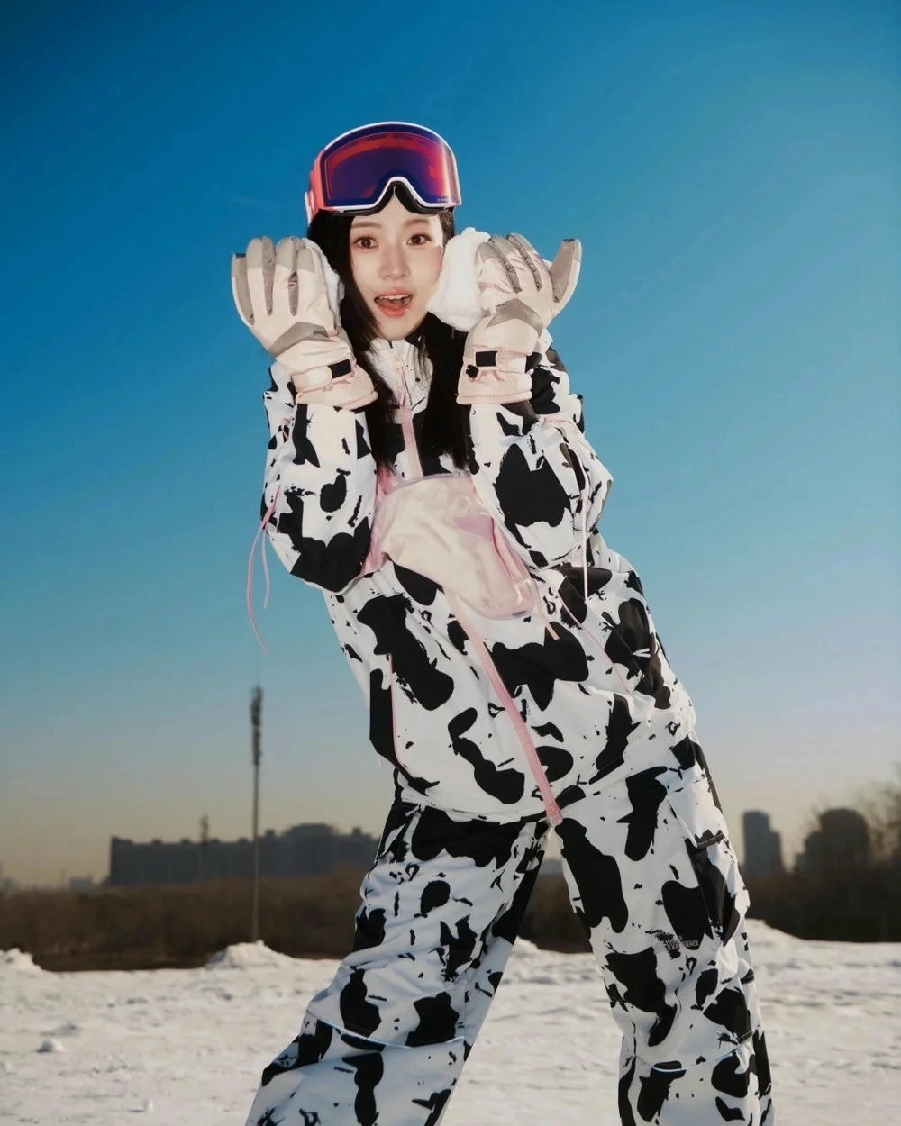 ảnh bò sữa cosplay đẹp