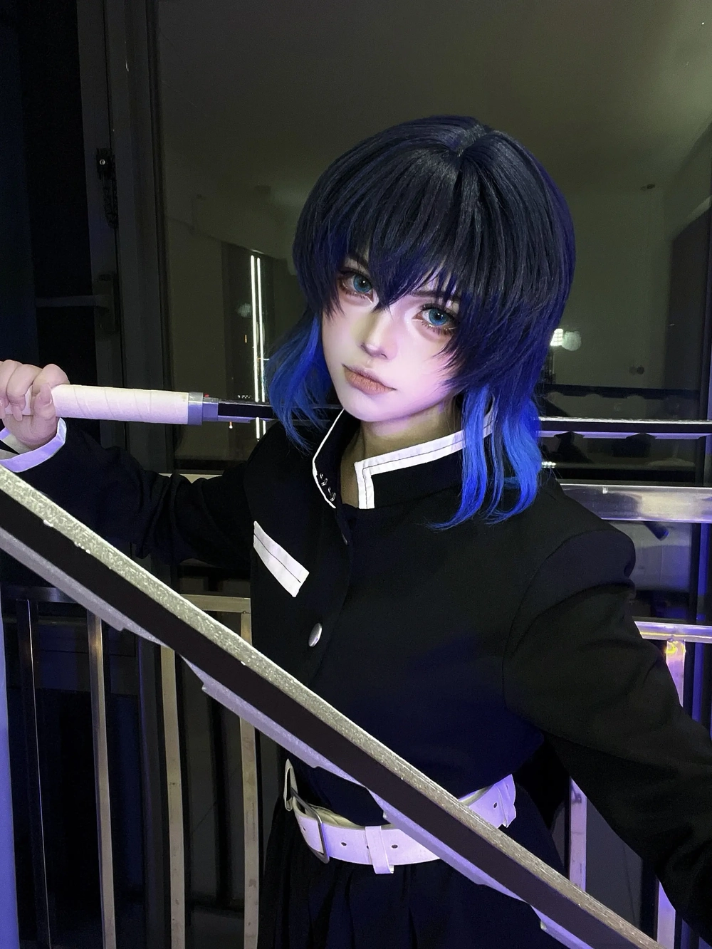 ảnh inosuke cosplay chụp ngoại cảnh