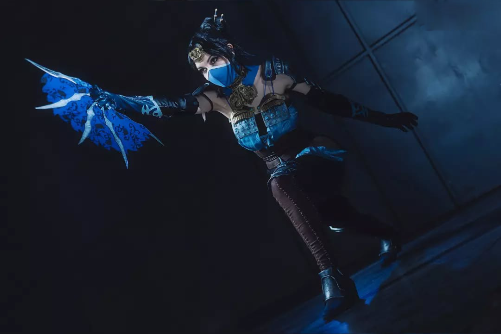 cosplay kitana phong cách game