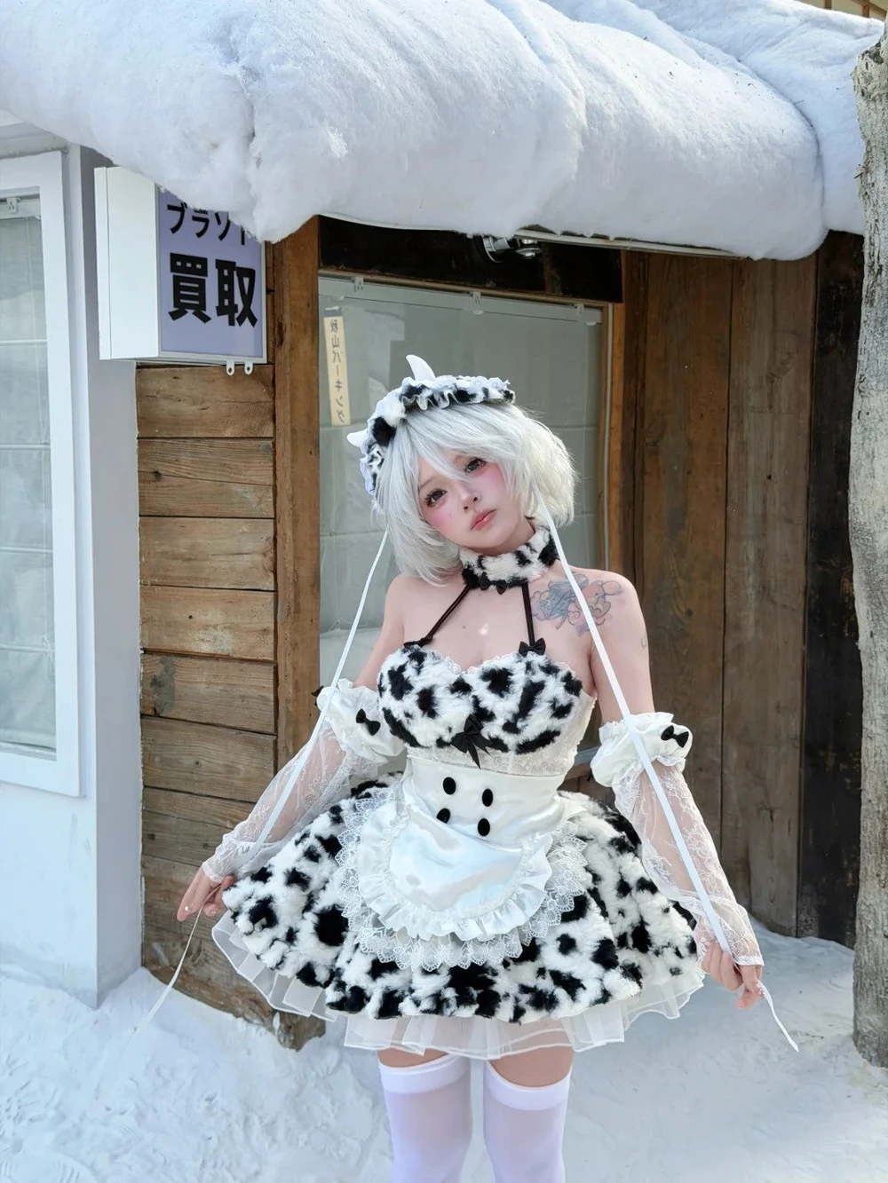 gái cosplay bò sữa 6