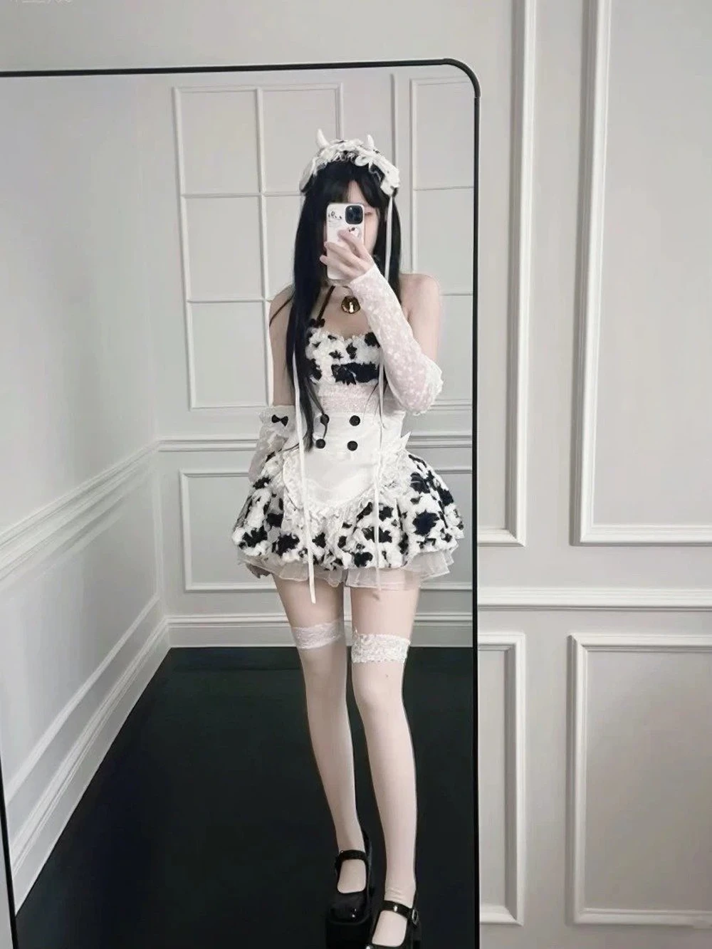 gái cosplay bò sữa 7