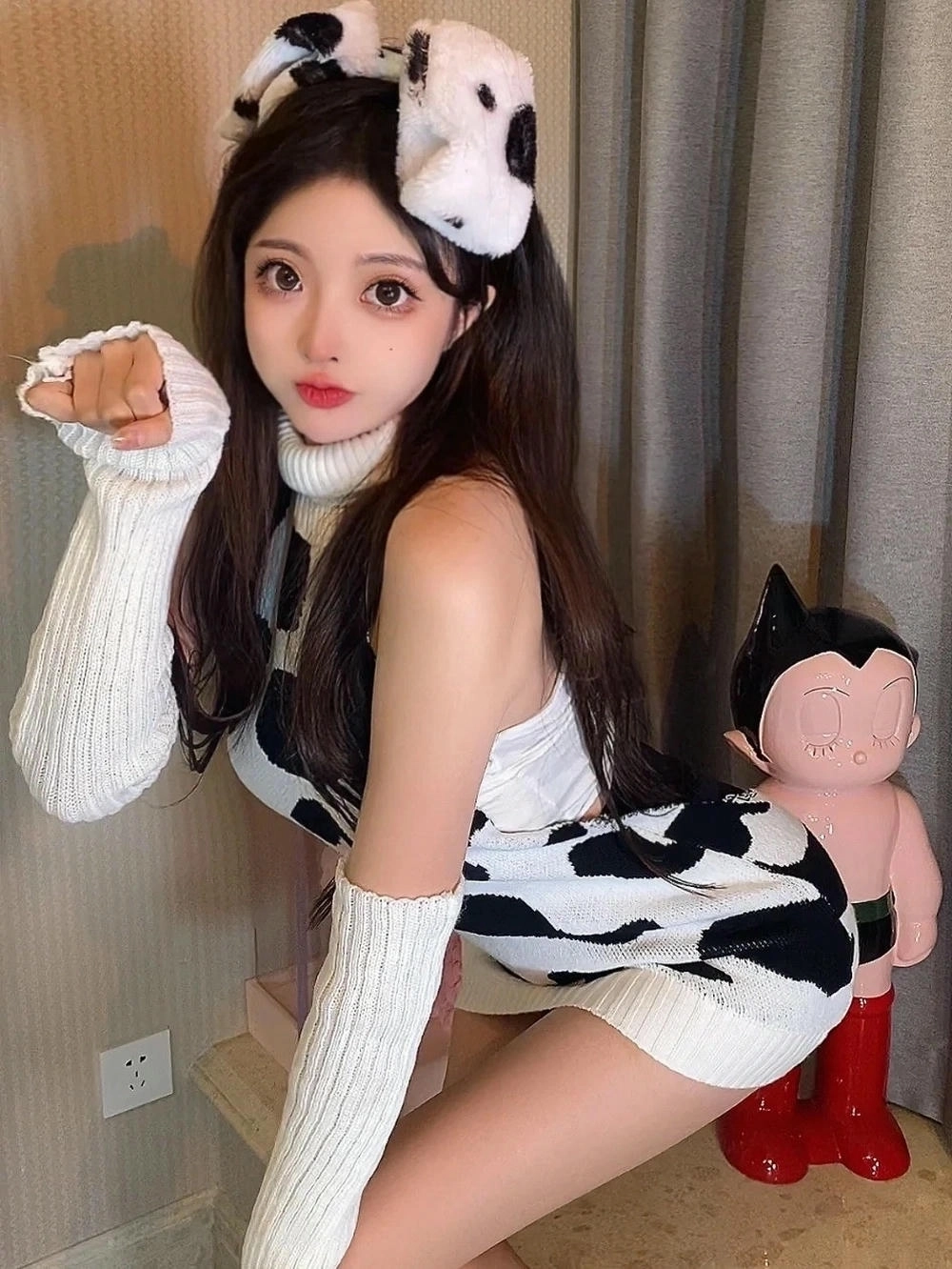 hình cosplay bò sữa ấn tượng