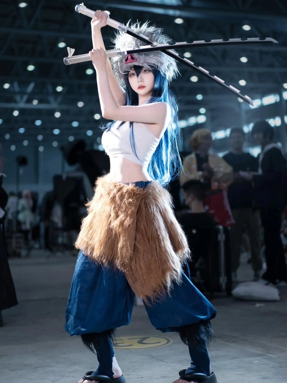 inosuke cosplay concept kiếm sĩ