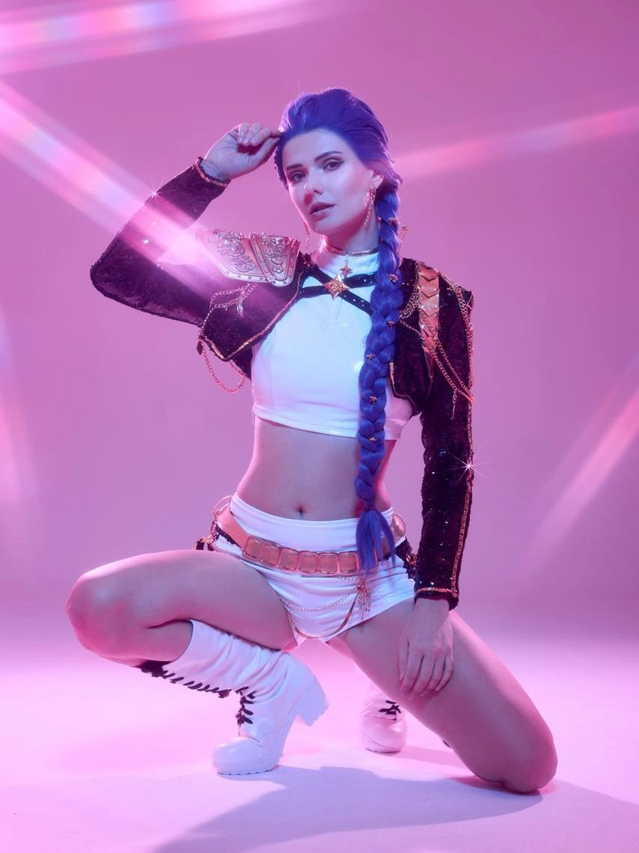 rumi cosplay phiên bản mới