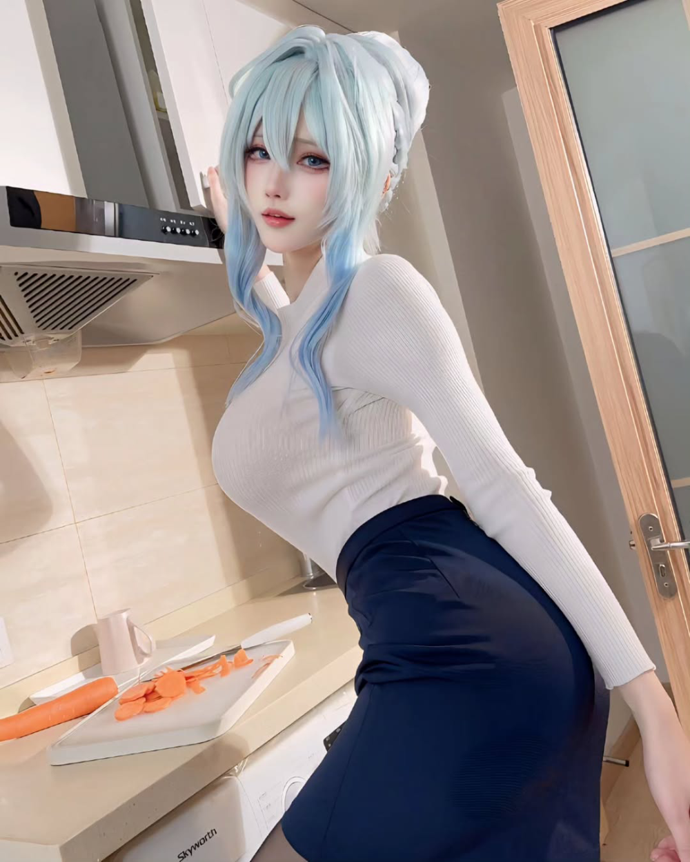 Mifuyu Yukino cosplay tạo hình chuẩn nhân vật