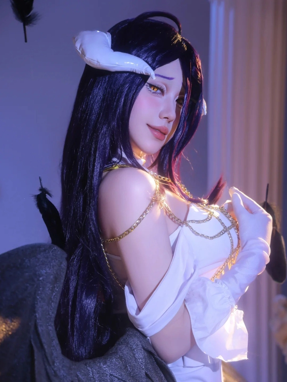 albedo overlord cosplay trang phục cánh