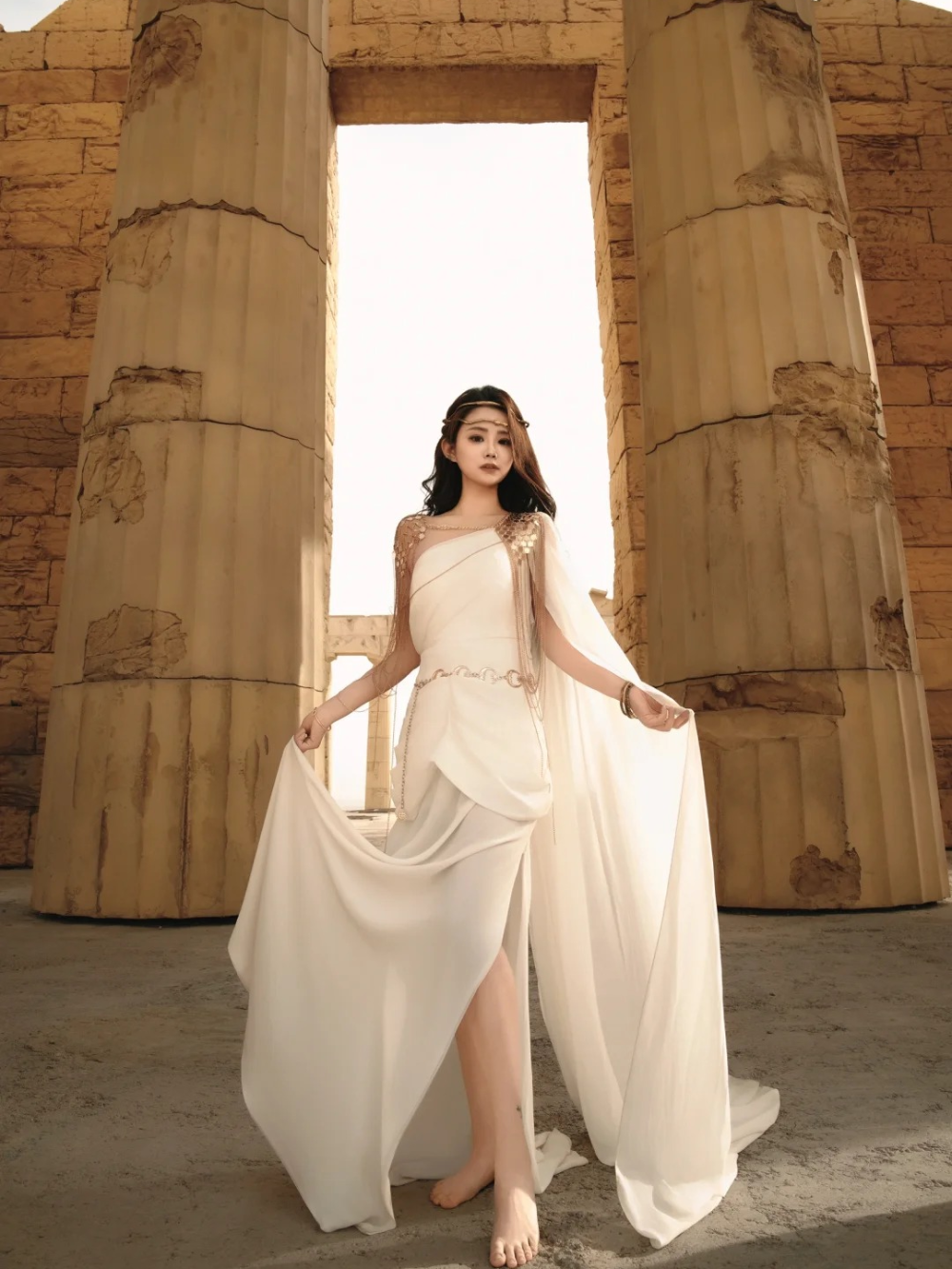 ảnh cosplay aphrodite chất lượng cao