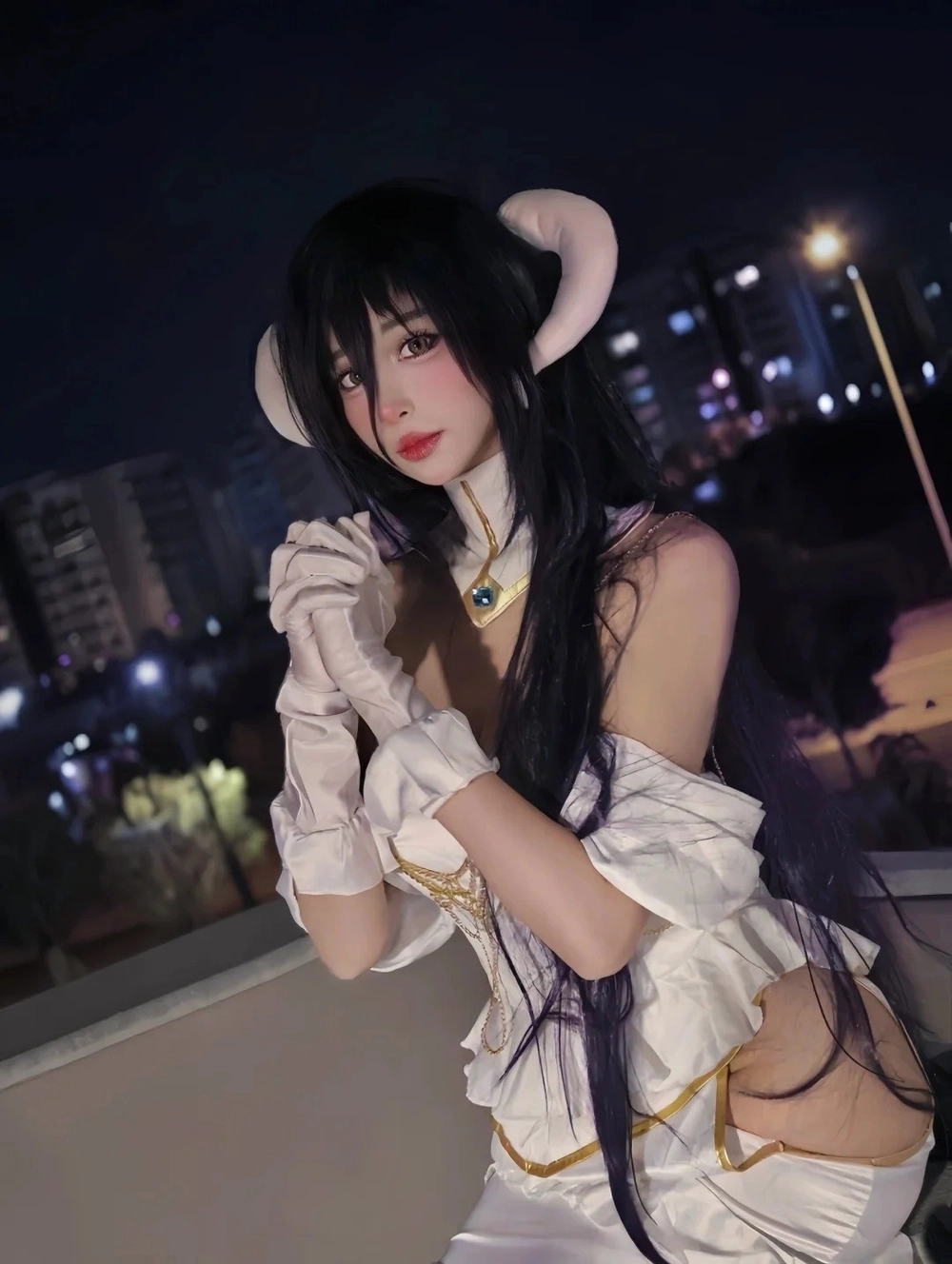 bản cosplay Overlord Albedo Cosplay chi tiết