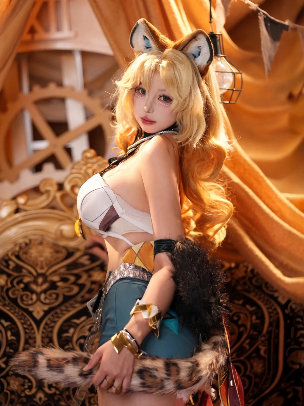 đẹp mắt genshin impact xilonen cosplay