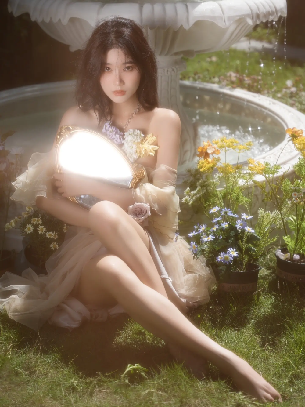 hình ảnh cosplay aphrodite nghệ thuật