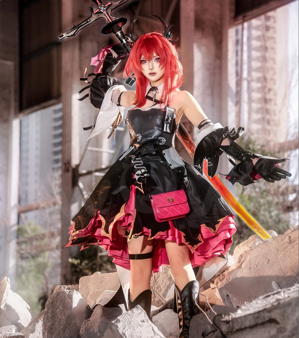 Cosplay Laevatain ảnh chất lượng