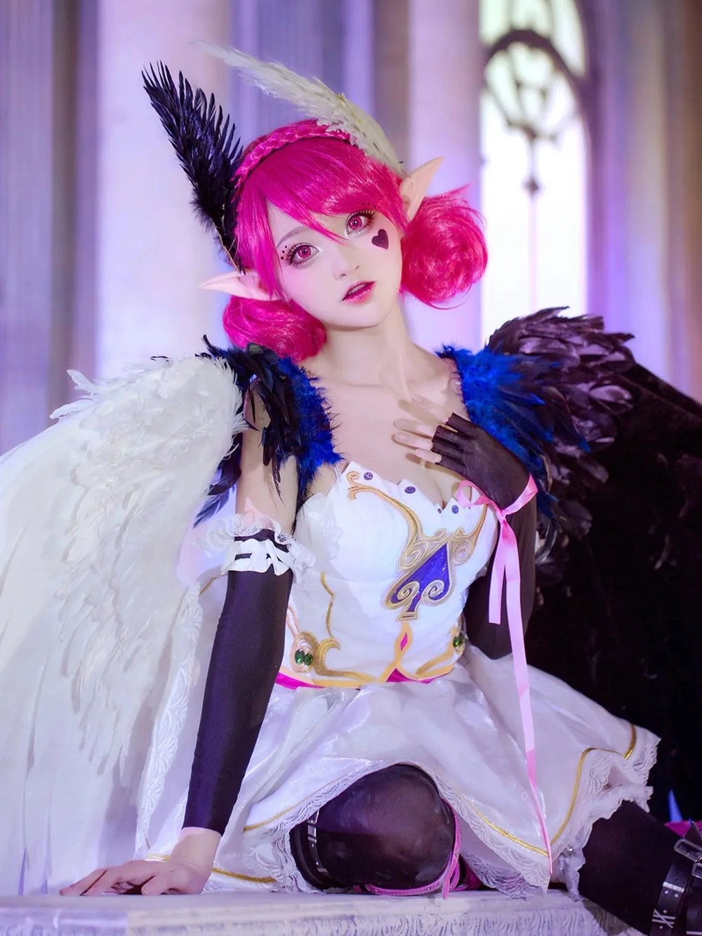 ảnh gái xinh cosplay nền studio chuyên nghiệp