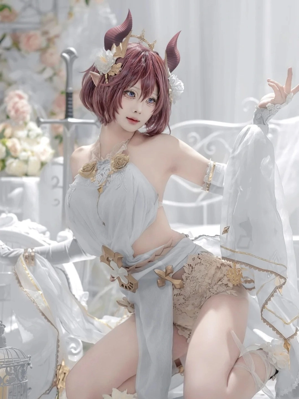 ảnh gái xinh cosplay style hiện đại