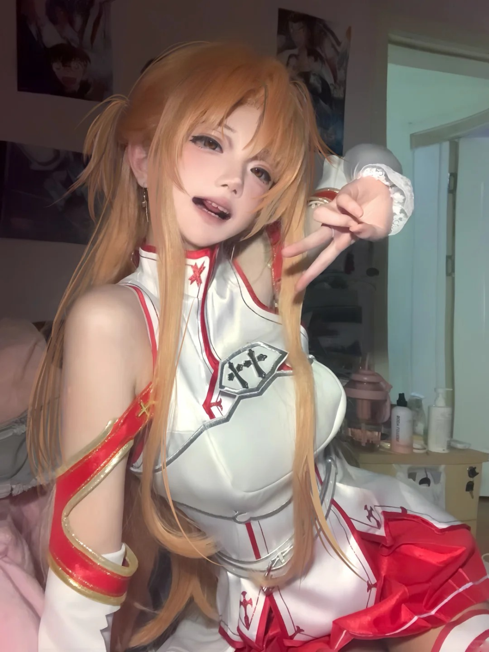 anime cosplay asuna ngoài đời