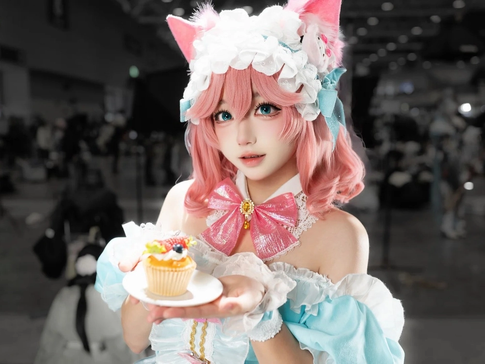 gái cosplay anime nhân vật game nổi tiếng