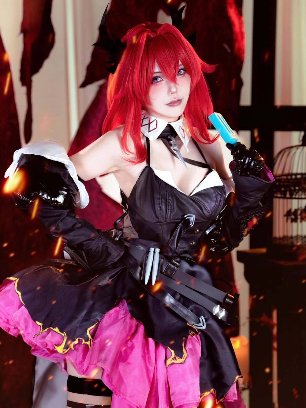 hình ảnh Laevatain Cosplay sắc nét