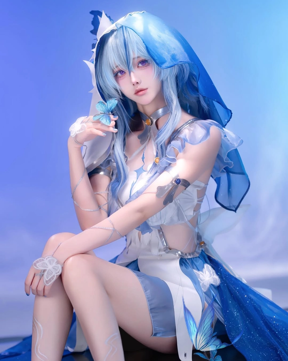 phong cách sexy anime cosplay hiện đại