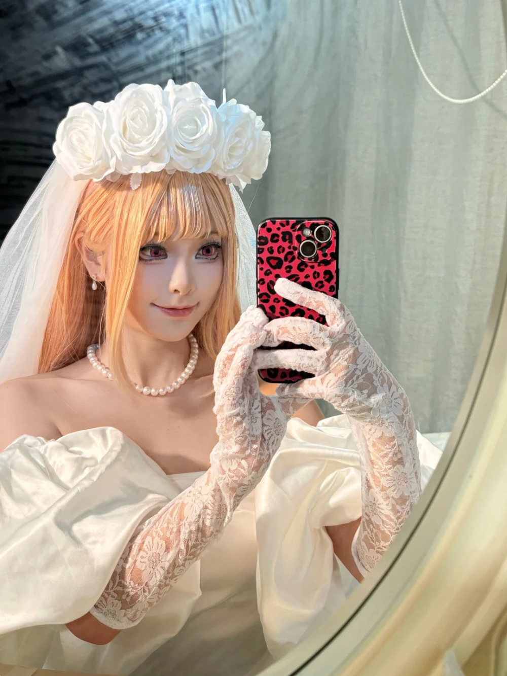 ảnh cosplay marin phong cách cô dâu