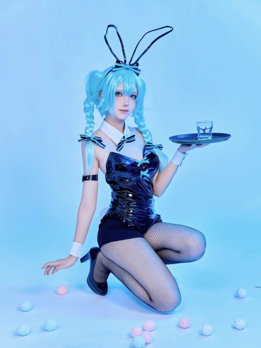ảnh gái xinh cosplay thỏ đen concept thỏ đen