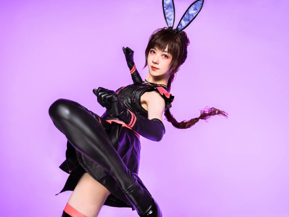 ảnh gái xinh cosplay thỏ đen lung linh