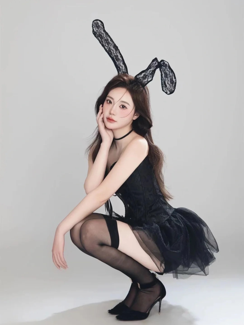 gái xinh cosplay thỏ đen phong cách dễ thương