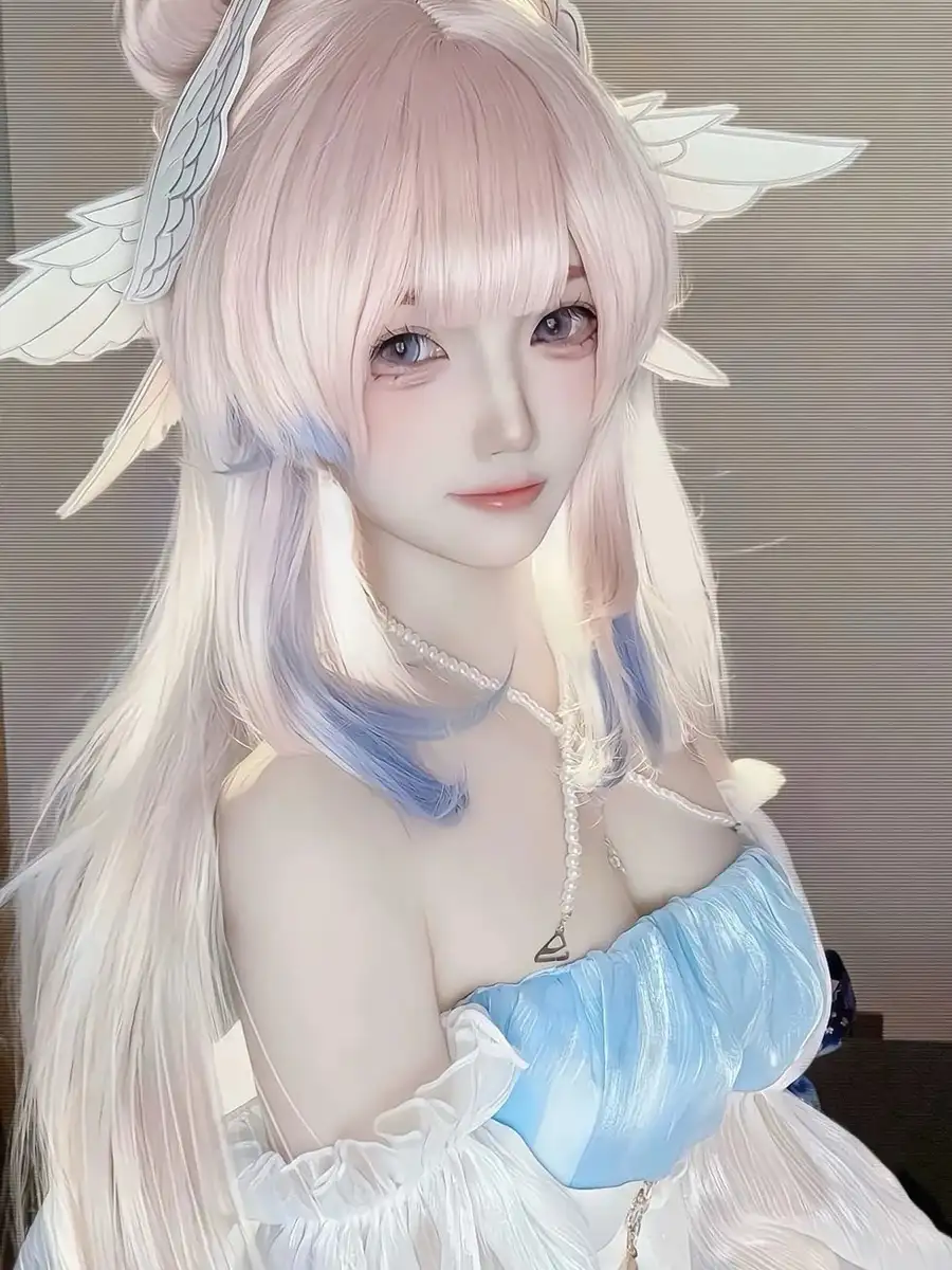 gái xinh vú to cosplay thần thái cuốn hút