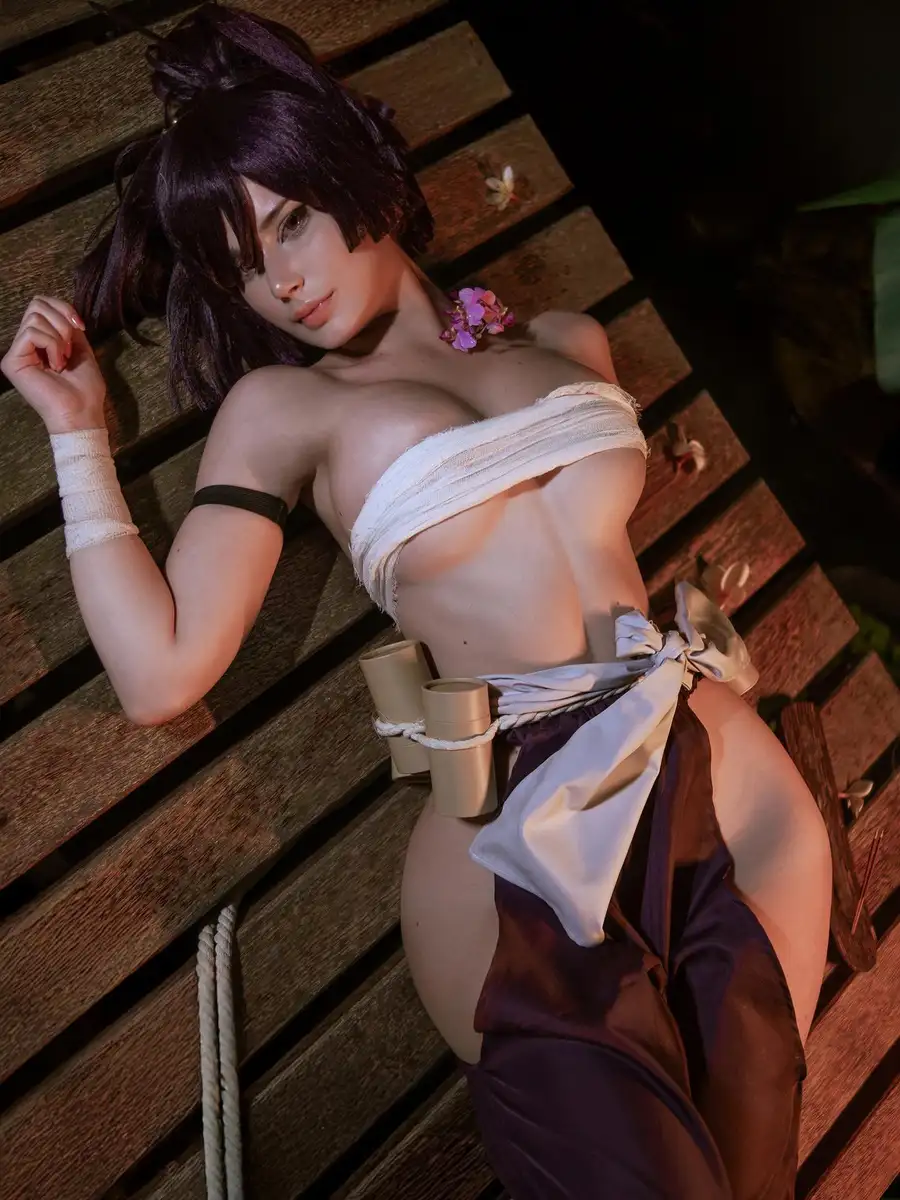 gái xinh vú to cosplay trong studio
