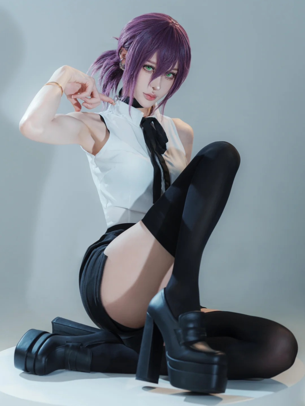 reze cosplay bộ trang phục ấn tượng