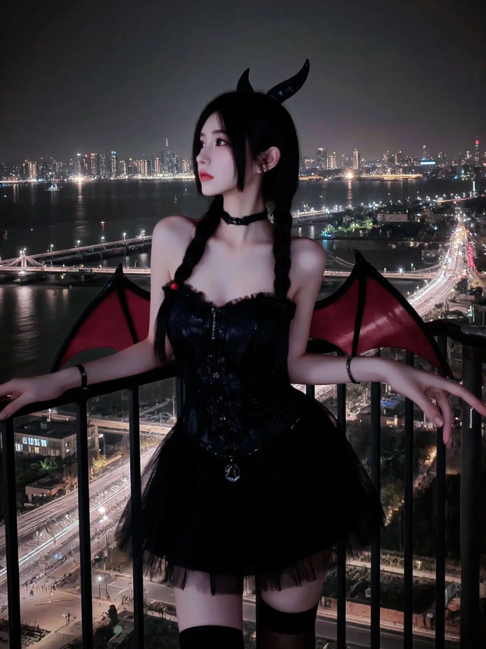 succubus cosplay anime phong cách fantasy