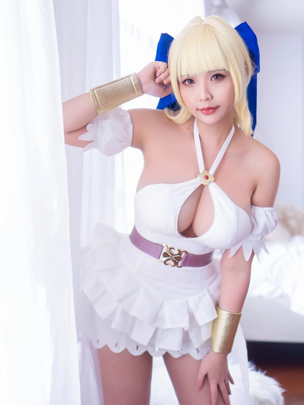 hình ảnh hana bunny cosplay phong cách đơn giản