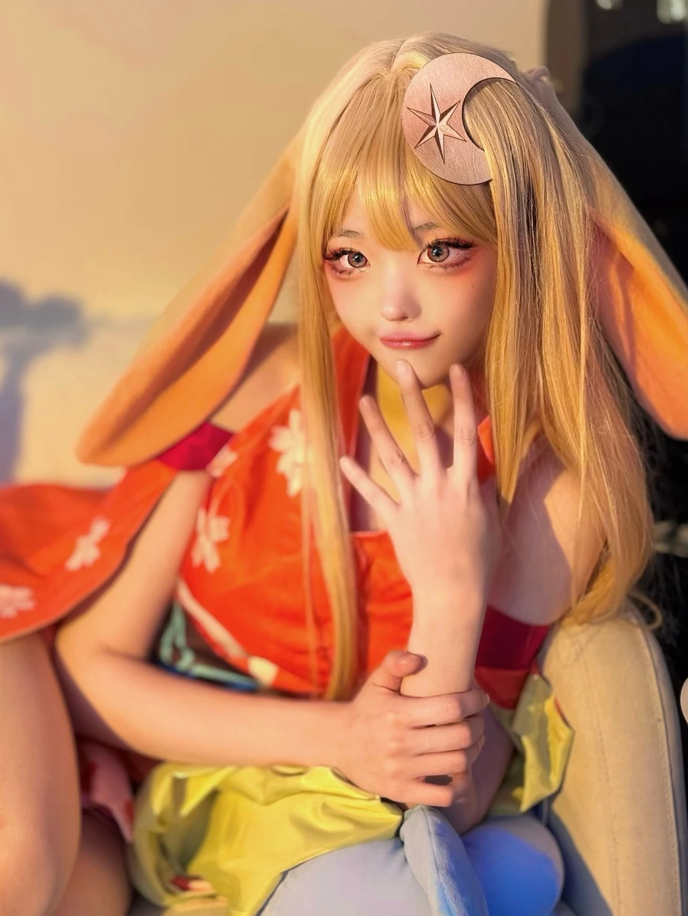 hina cosplay ngoài trời