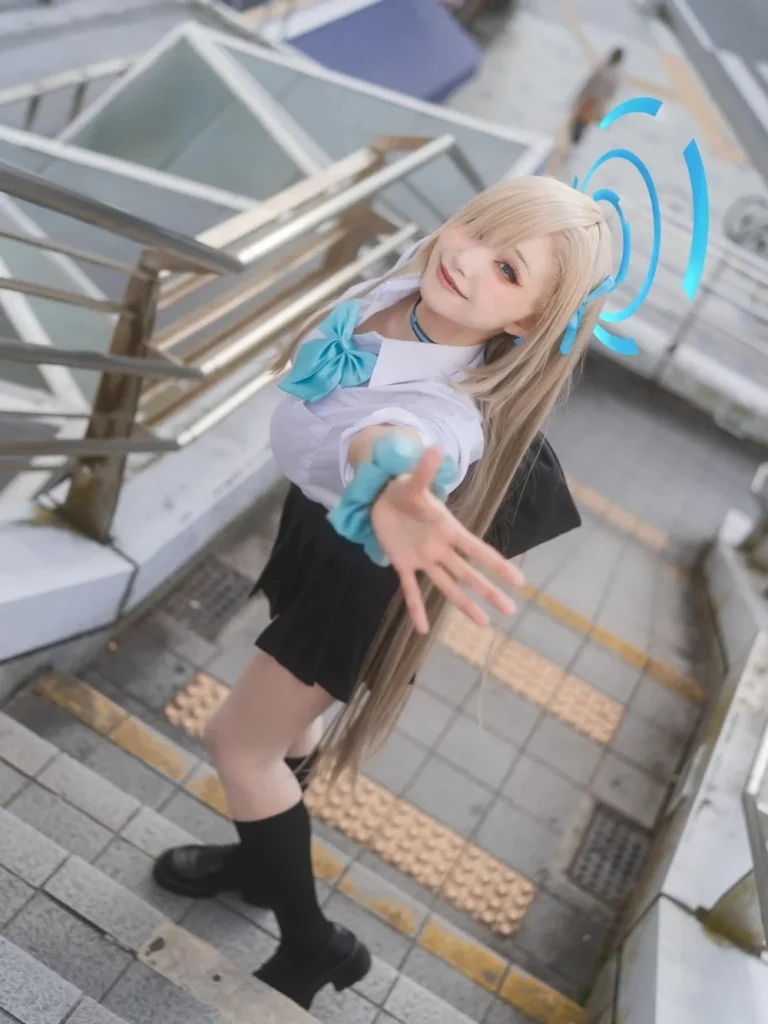 Ichinose Asuna Cosplay phong cách Blue Archive